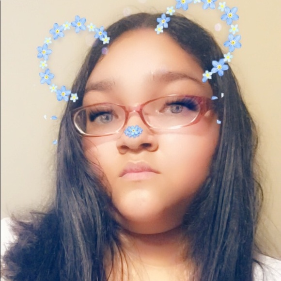 Meet your Posher, Kayla - Picture 1 of 1